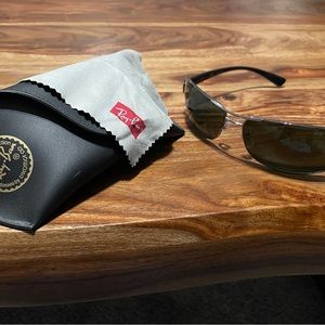 Men’s Ray Ban Sunglasses - Like New